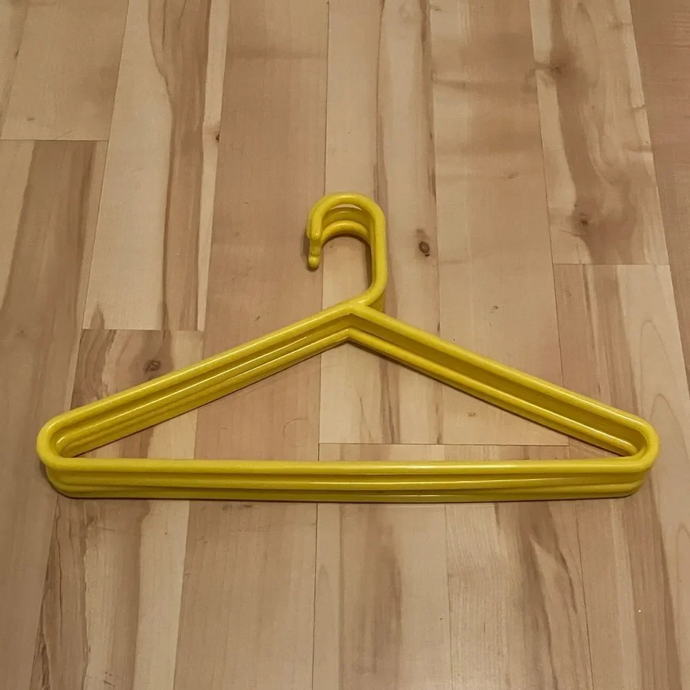 5 Yellow Plastic Clothing Hangers Clothes Hangers